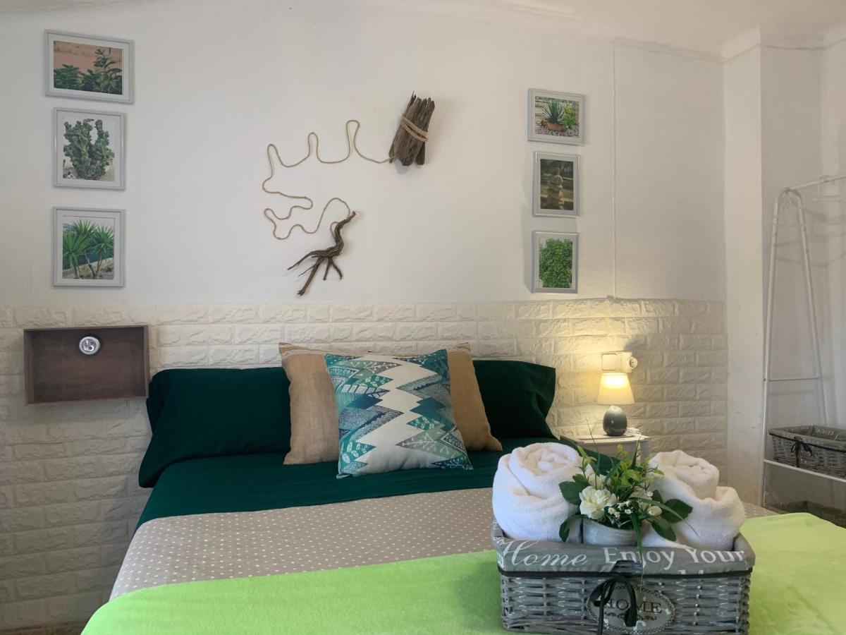Casa Enric , Con Zona Infantil, Piscina Y Parking Privado Guest House Deltebre Exterior foto