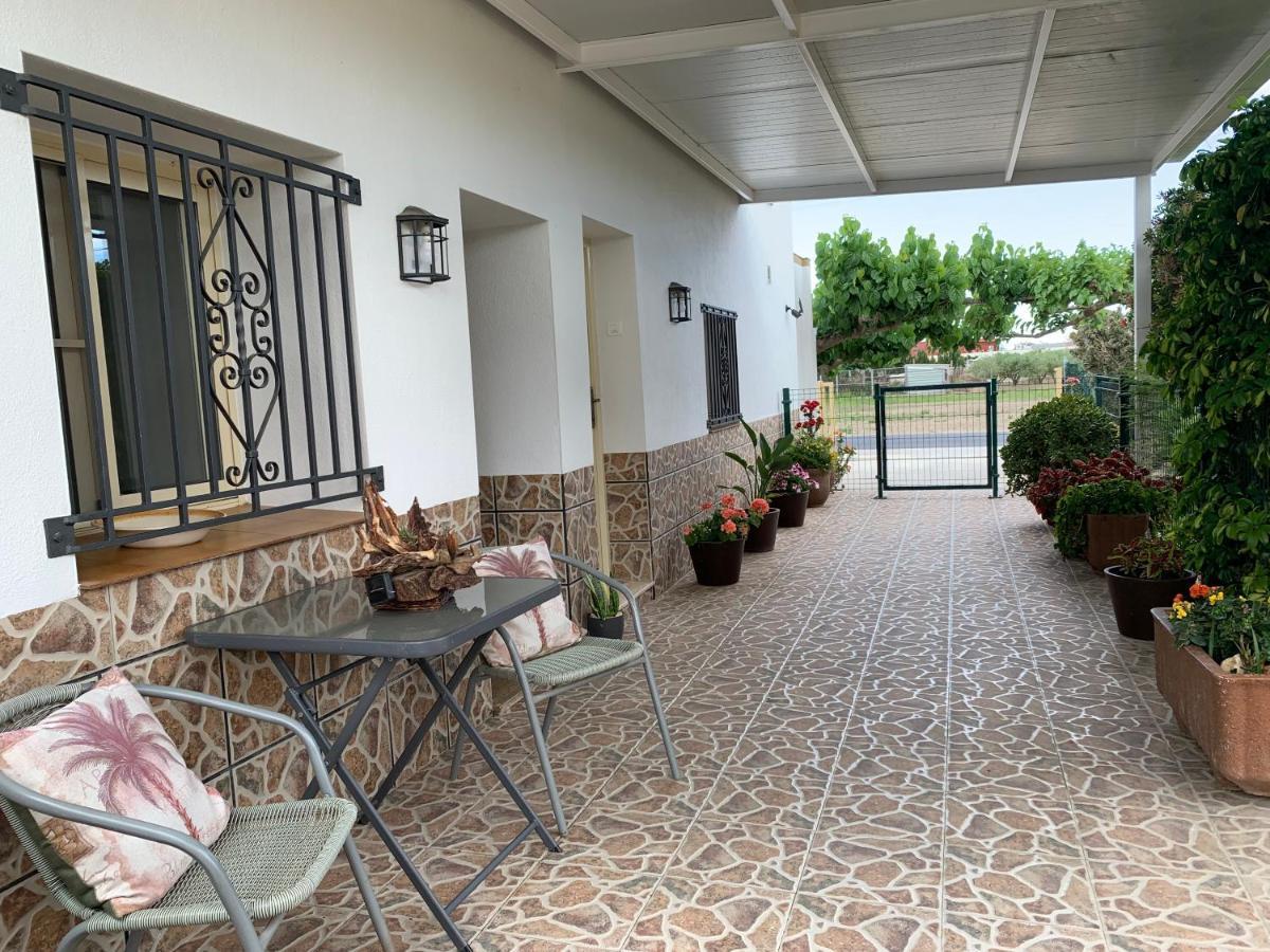 Casa Enric , Con Zona Infantil, Piscina Y Parking Privado Guest House Deltebre Exterior foto